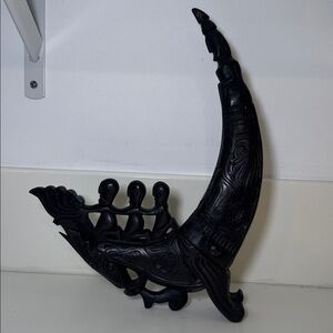 Antique Batak Naga Morsarang - Medicine Horn Hand-Carved Water Buffalo Horn